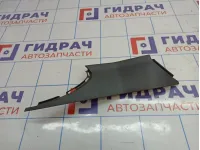 Накладка переднего глухого правого стекла Suzuki SX4 76310-79J00-S1S