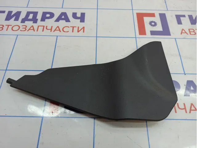Накладка на консоль правая Suzuki SX4 75831-79J00-S1S
