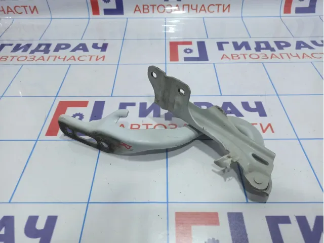 Петля капота правая Suzuki SX4 57410-79J00