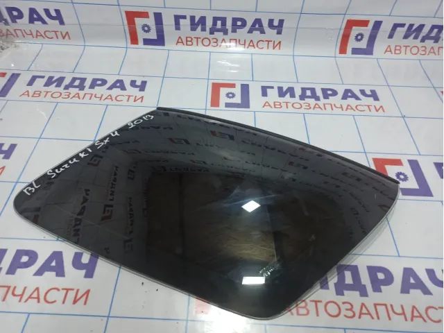 Стекло кузовное глухое левое заднее Suzuki SX4 84590-79J00