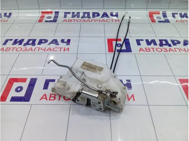 Замок двери передней правой Suzuki SX4 8220179J42