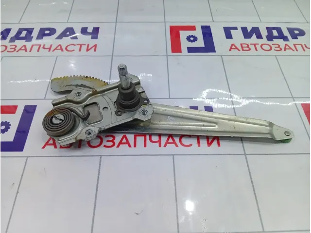 Стеклоподъемник механический задний левый Suzuki SX4 8354079J01