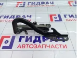 Петля капота правая Suzuki SX4 5741079J00