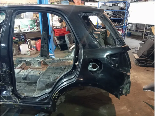 Крыло заднее левое Suzuki SX4