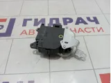 Моторчик заслонки отопителя (печки) Suzuki SX4 9565162JK0