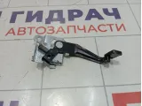 Ручка открывания лючка бензобака Suzuki SX4 8331076G32