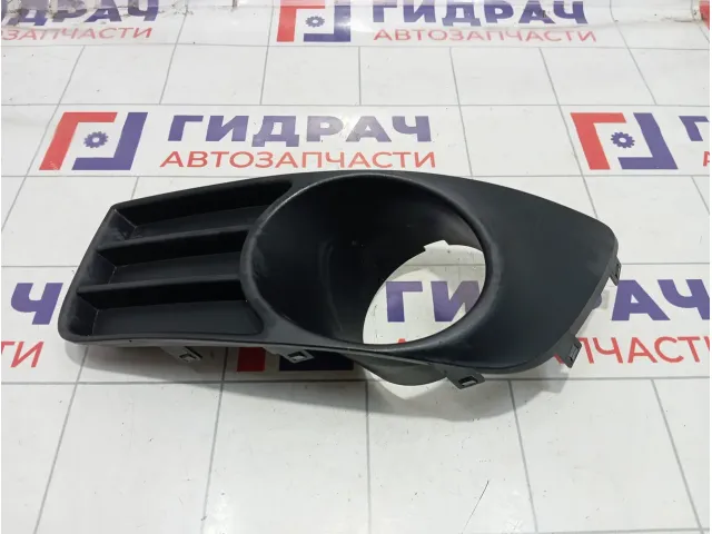 Рамка противотуманной фары левой Suzuki SX4 7175255L005PK
