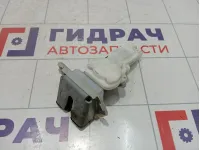 Замок багажника Suzuki SX4 8251063J00