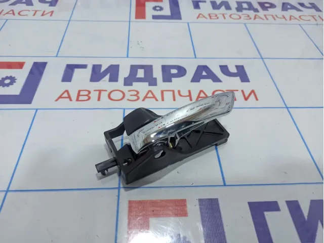 Ручка двери внутренняя левая Suzuki SX4 (JYA) 83130-61M00-5PK