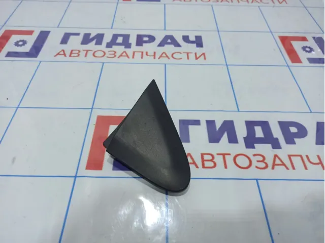 Накладка переднего крыла правого Suzuki SX4 (JYA) 77191-61M00-5PK