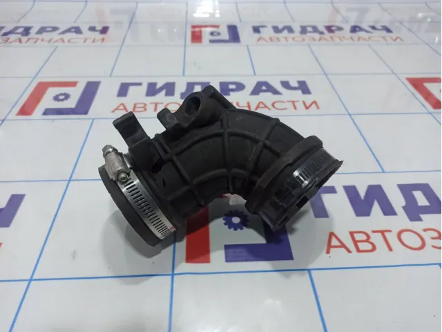 Патрубок воздушного фильтра Suzuki SX4 (JYA) 13881-61M00