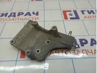 Кронштейн кондиционера Suzuki SX4 (JYA) 95111-61M10