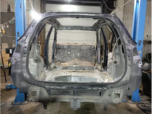 Задняя панель Suzuki SX4 (JYA)