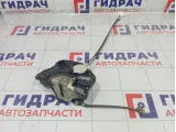Замок двери передней левой Suzuki Swift 8220263J20