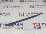 Накладка стекла заднего левого Suzuki Swift 8384162J00