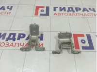 Петли двери задней левой Suzuki Swift