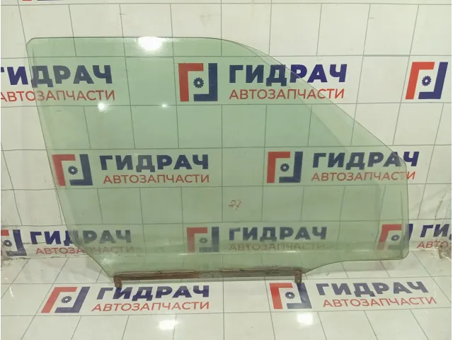 Стекло двери передней правой Suzuki Swift 8453163J00