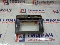 Рамка магнитолы Suzuki Swift