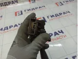 Переключатель поворотов подрулевой Suzuki Swift 3721058J00