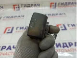 Трос открывания капота Suzuki Swift 8216063J00