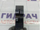 Блок управления стеклоподъемниками Suzuki Swift 3799062J10