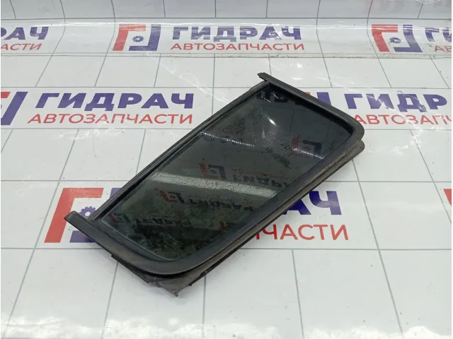 Стекло кузовное глухое (форточка) заднее левое Suzuki Swift 8455662J00