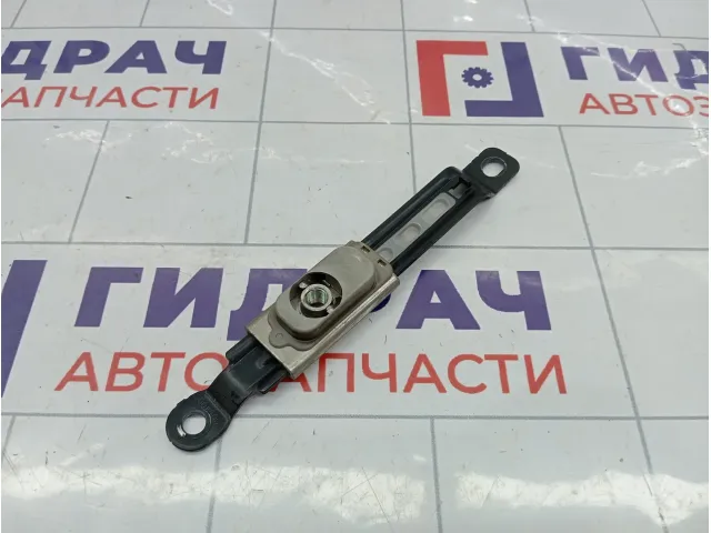 Механизм регулировки ремня безопасности Suzuki Swift
