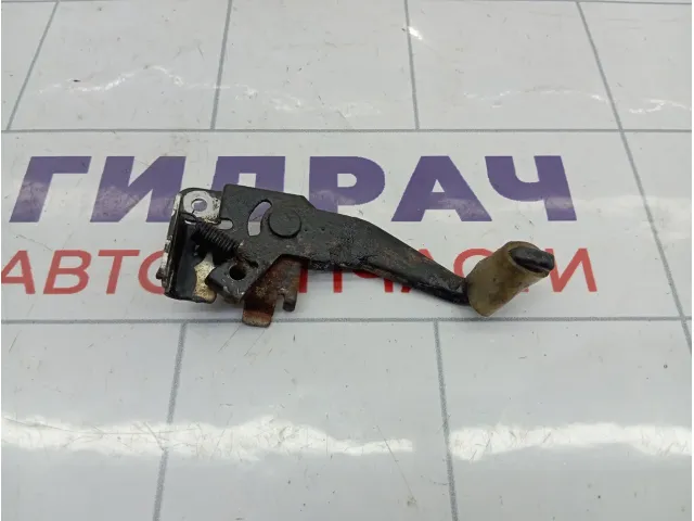 Ручка открывания лючка бензобака Suzuki Swift 8331076G32
