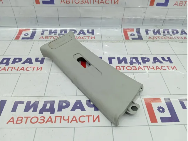Обшивка стойки средней правой верхняя Suzuki Swift 7621062J006GS