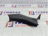 Обшивка стойки передней правой нижняя Suzuki Swift 7613063J00S1S