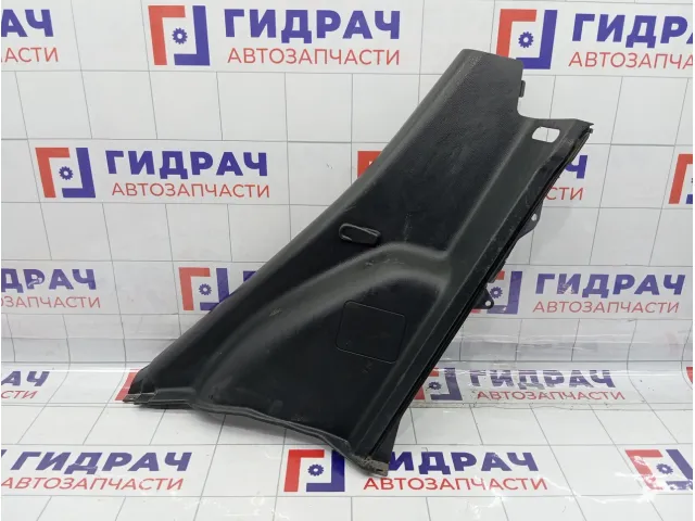 Обшивка стойки задней правой нижняя Suzuki Swift 7617062J00S1S