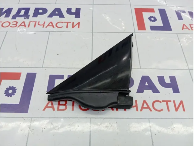 Накладка крыла переднего правого Suzuki Swift 7718163J200CE