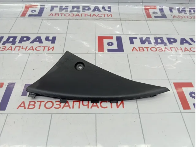 Накладка консоли центральной правая Suzuki Swift 7583162J00S1S