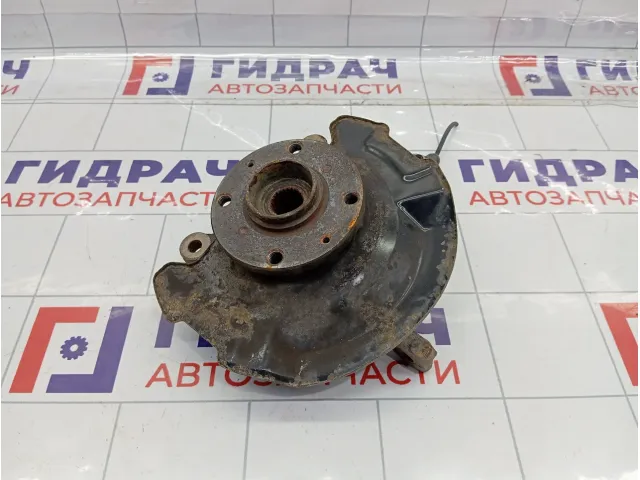 Кулак поворотный передний левый Suzuki Swift 4515162J10