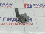 Замок капота Suzuki Swift 8211062J10