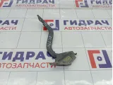 Петля капота левая Suzuki Swift 5742063J00