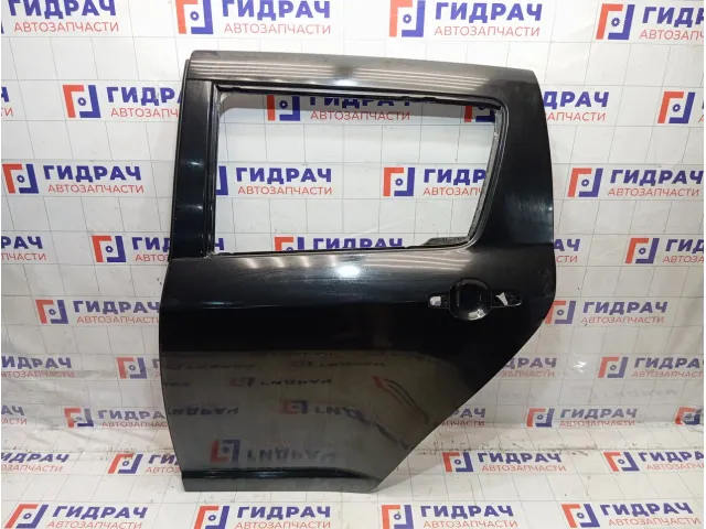 Дверь задняя левая Suzuki Swift 6800462J00