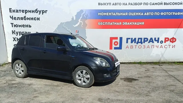 Автомобиль Suzuki Swift  в разборе