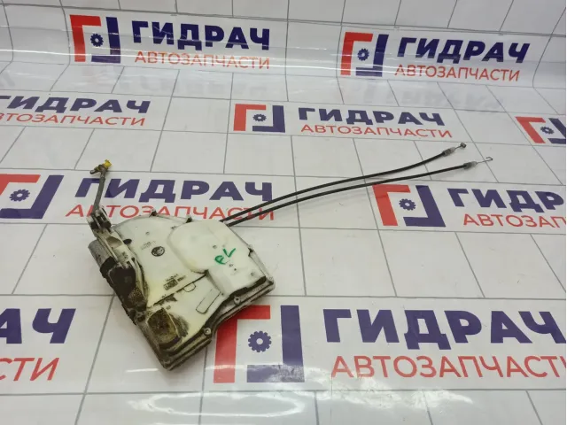 Замок двери передней левой Suzuki Swift (RS) 82202-63J10