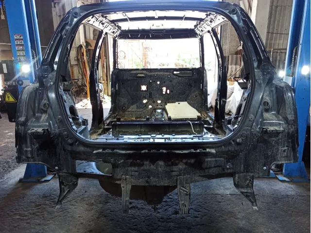 Панель задняя Suzuki Swift (RS)