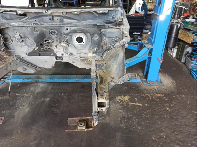 Лонжерон передний левый Suzuki Swift (RS)