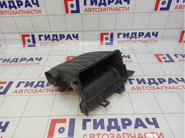 Корпус воздушного фильтра Suzuki Swift (RS) 13700-63J0