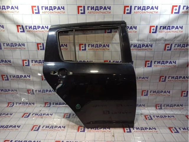 Дверь задняя правая Suzuki Swift (RS)