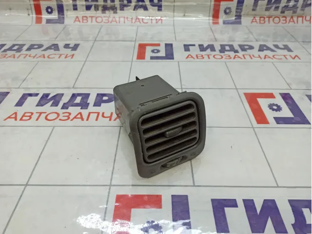 Дефлектор воздушный правый Suzuki Vitara 7364065D02T01