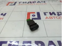 Кнопка обогрева стекла заднего Suzuki Vitara 3786064G00