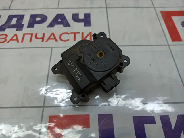 Моторчик заслонки отопителя (печки) Suzuki Vitara 0637007180