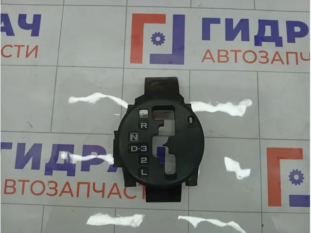 Накладка индикатора переключения передач Suzuki Vitara 2815065JK05PK