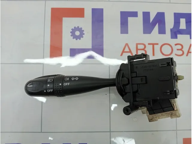 Переключатель поворотов подрулевой Suzuki Vitara 3721058J20