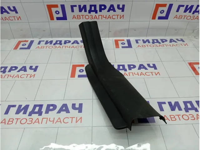 Накладка порога внутренняя задняя правая Suzuki Vitara 7617065J005PK