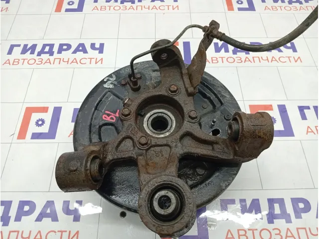 Кулак поворотный задний левый Suzuki Vitara 4615065J00